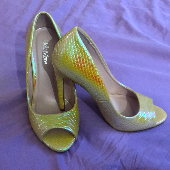 Chrome yellow/snake skin open-toe stilettos! - Picture 2 of 5